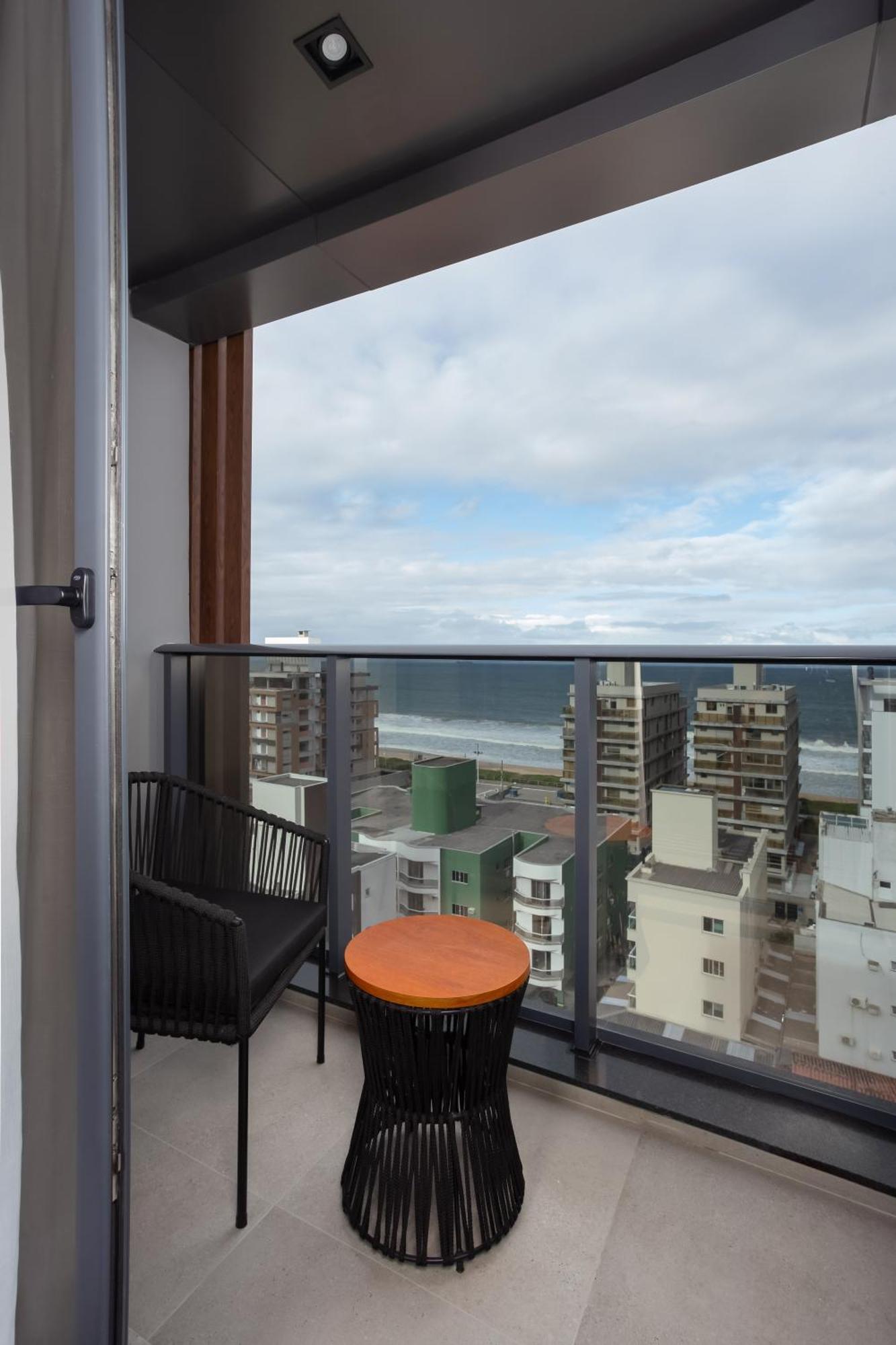Brava Mundo Hotel Boutique Oficial Итажаи Экстерьер фото